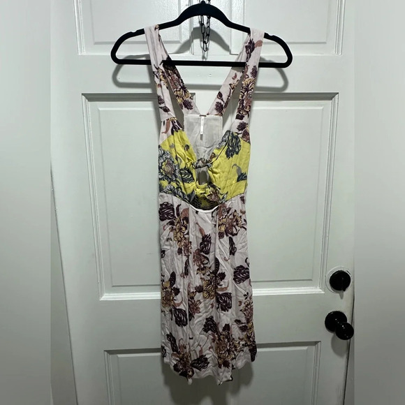 FREE PEOPLE Baby It’s You Floral Bandeau mini dress NWOT size XS - Picture 3 of 7